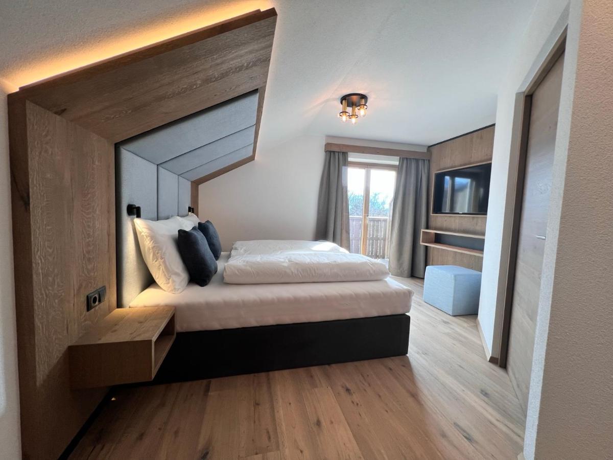 Adlhof Apartments Brunico Exterior photo