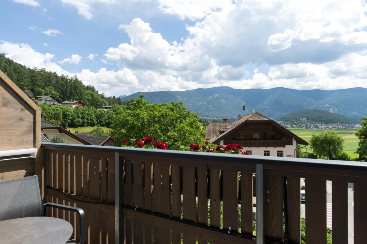 Adlhof Apartments Brunico Exterior photo